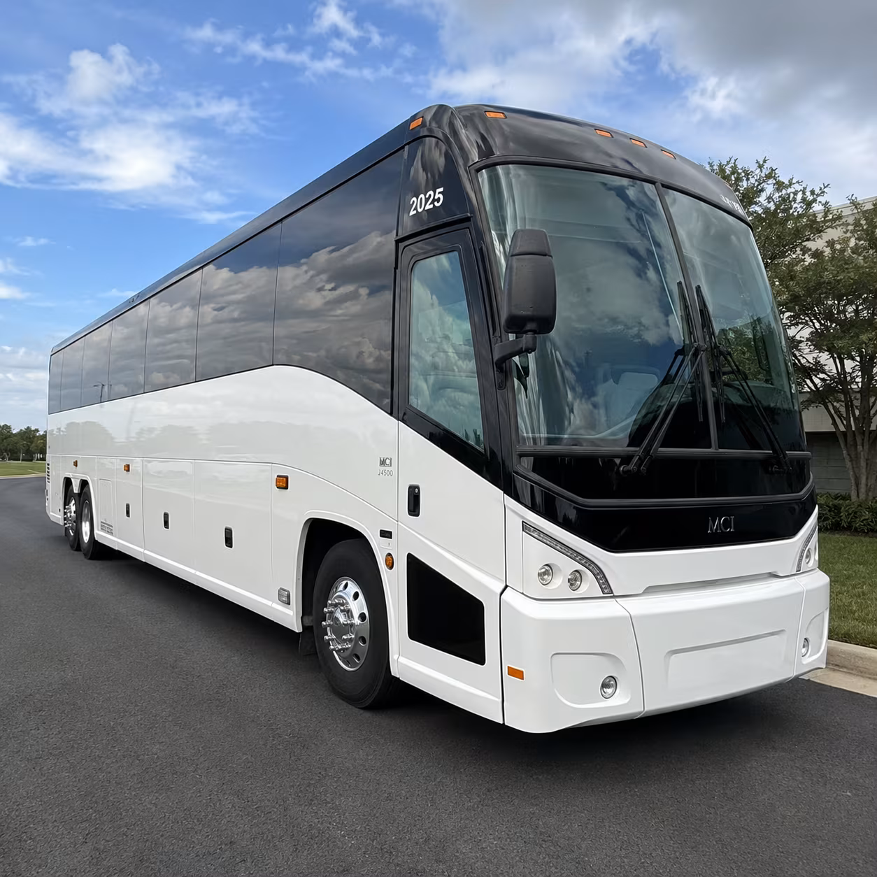 book a bus for your next prom 2