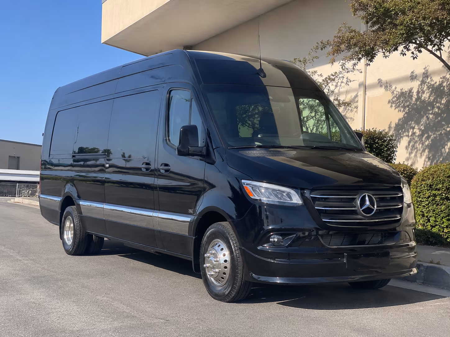 bus rental options for compton trips