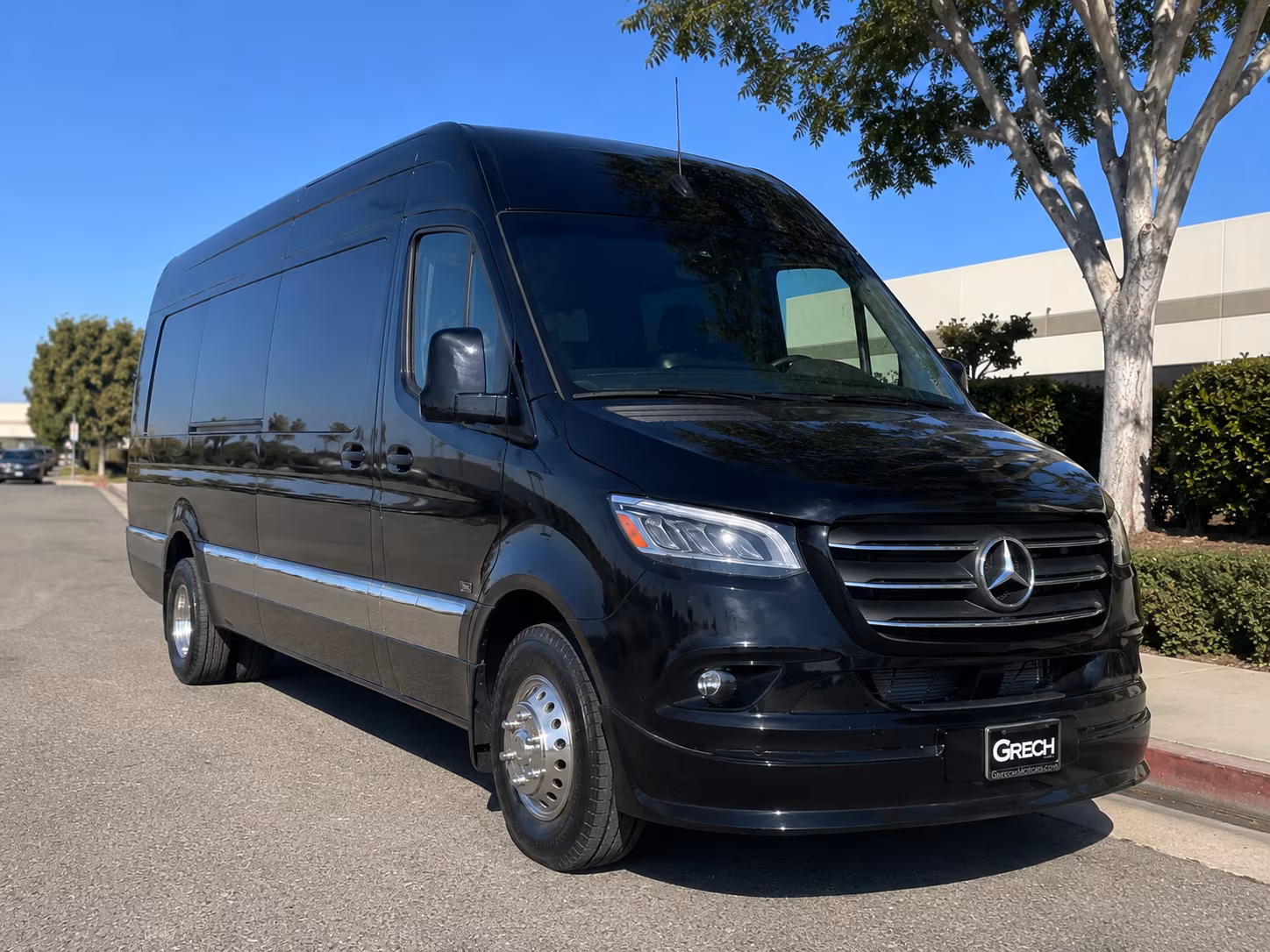 compton sprinter van with driver